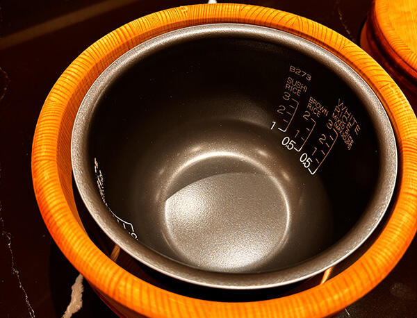 Custom-made silicone rubber heaters used to support an Edomae sushi restaurant in Dallas, USA